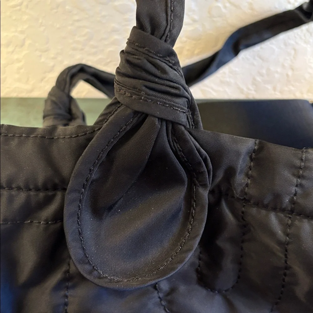 Marc Jacobs Removable Adjustable Strap Zippered Black Baby Bag/Tote Bag